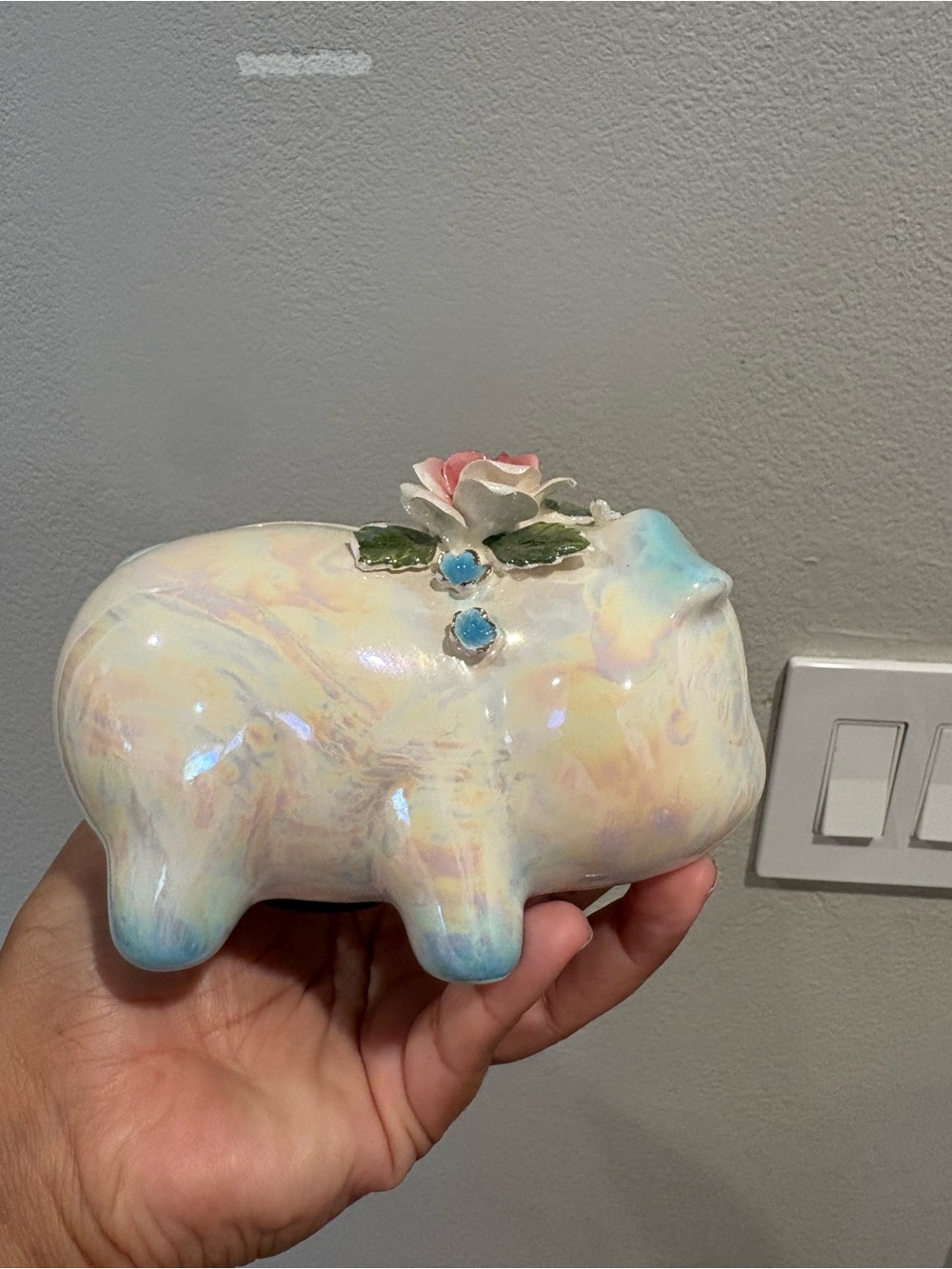 vintage ceramic iridescent hand painted piggy bank made in Japan EUC - Picture 7 of 14